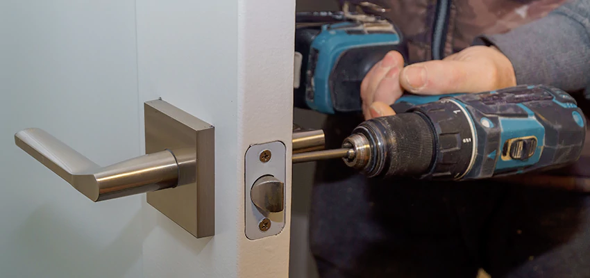 Broken Door Handle Lock Repair in Marysville, California